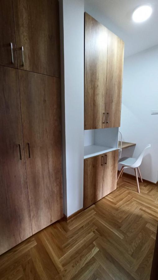 Luxury Apartments Parking In Garage Ниш Экстерьер фото