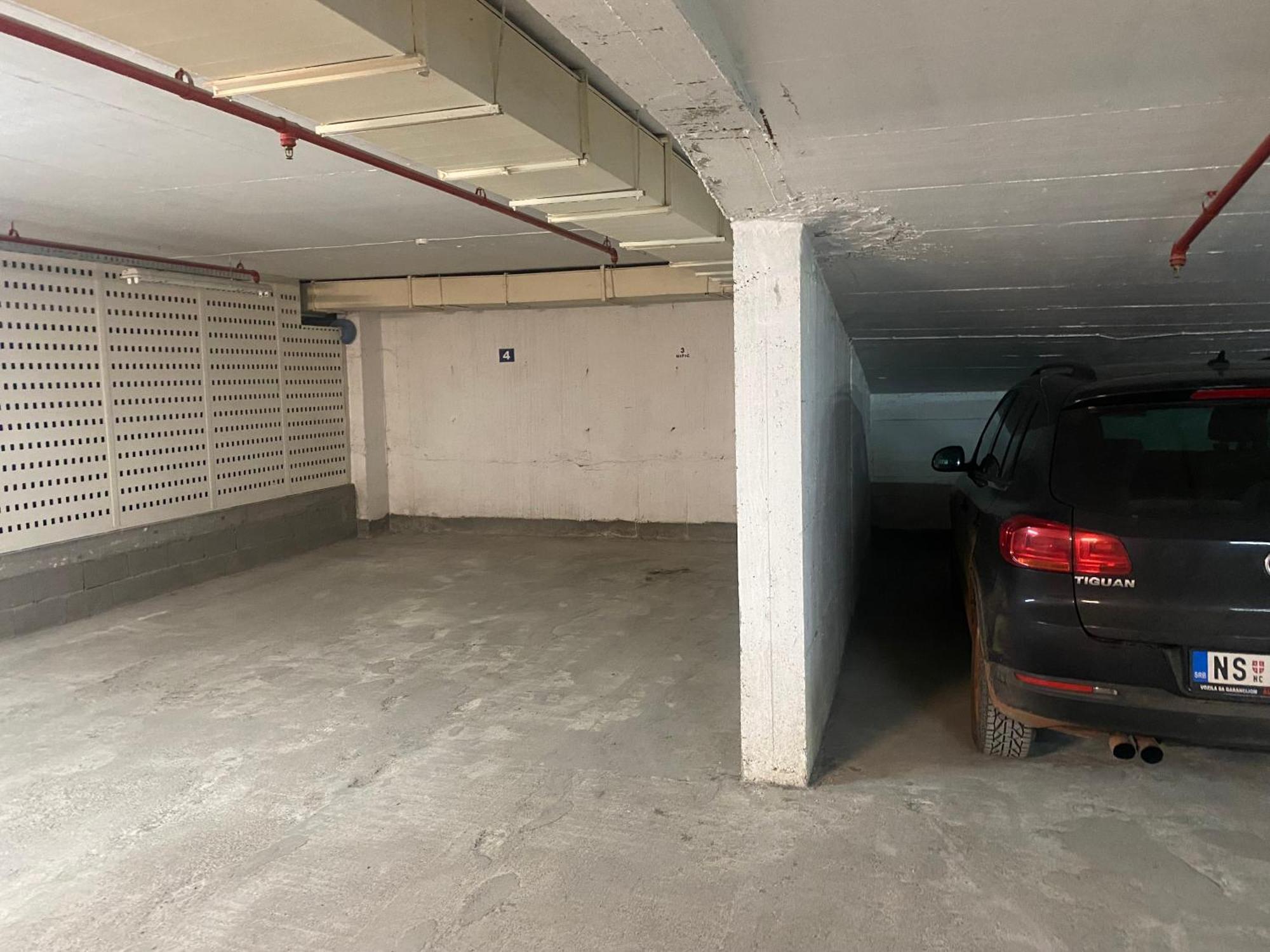 Luxury Apartments Parking In Garage Ниш Экстерьер фото